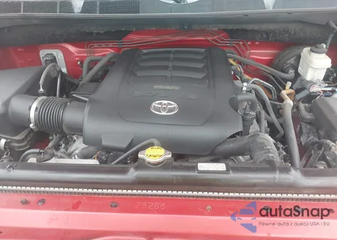 2011 Toyota Tundra Grade 5.7L V8 z USA, uszkodzony, nr VIN 5TFDW5F10BX163500